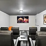 Premium Wifi! Luxurious Home In Asheville With Private Hot Tub!